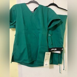 Greys Anatomy Active Hunter Green Scrub Set
